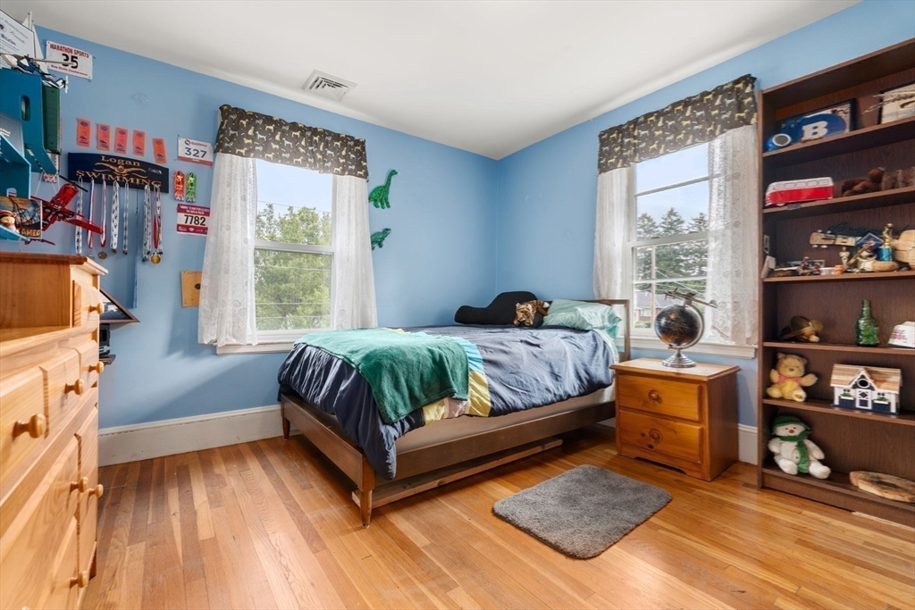 50 Waldron Rd