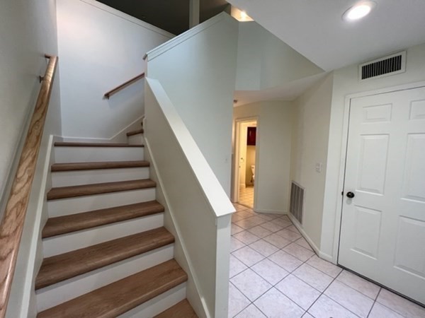 10 Mallard Lane # 10