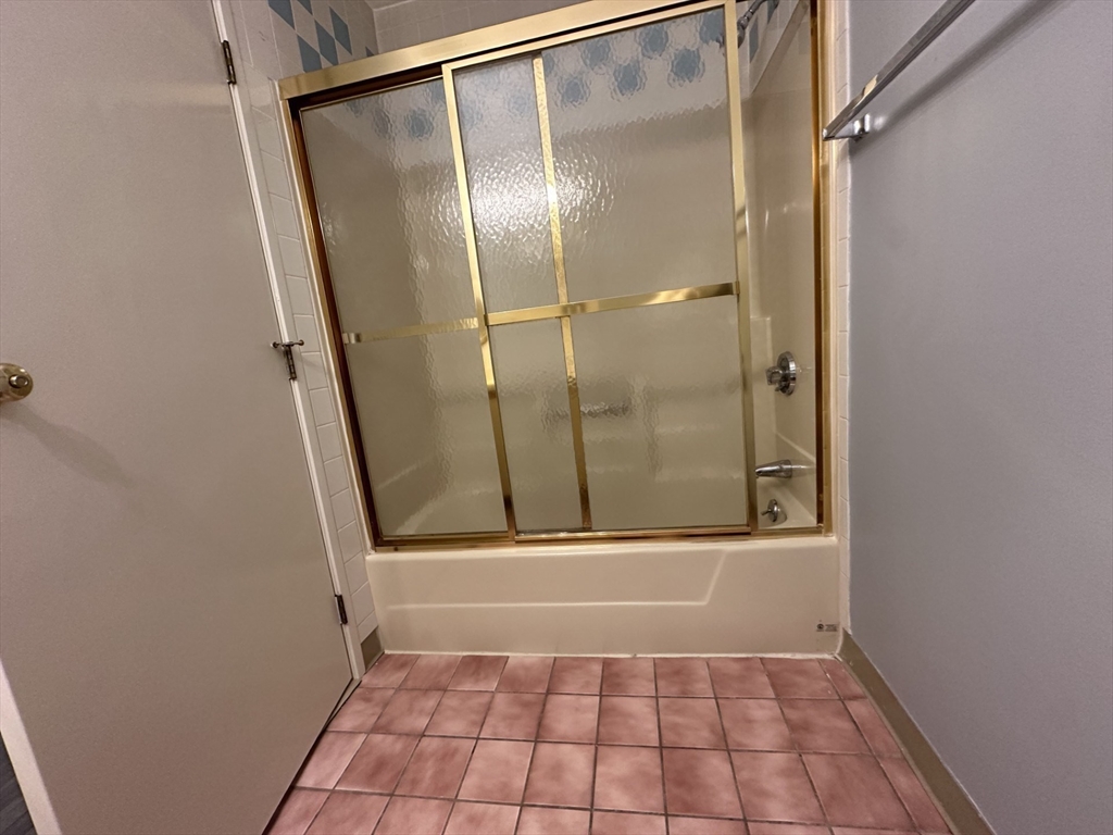 35 Desmoines Rd # 203