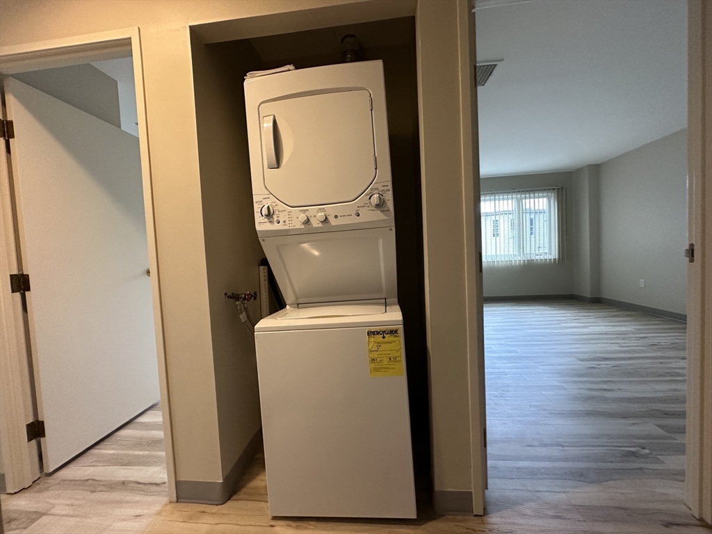 35 Desmoines Rd # 203