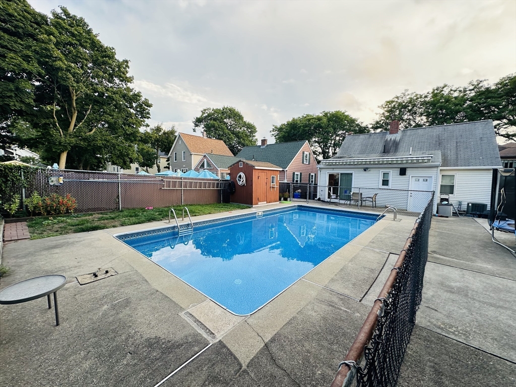 102 5th Ave