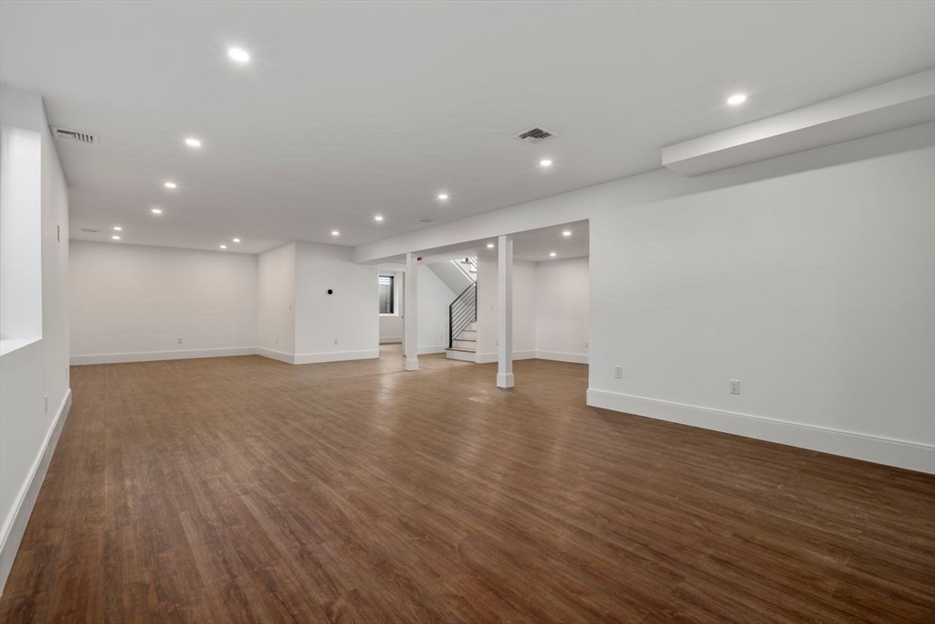 12 Antonellis Cir
