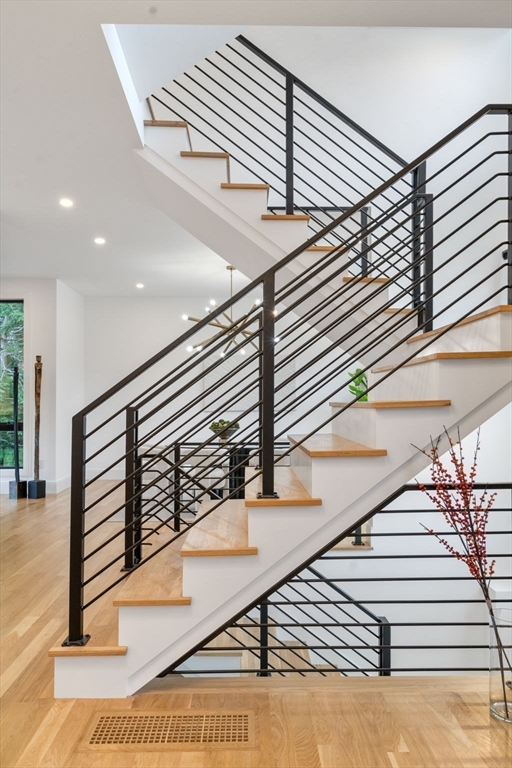 12 Antonellis Cir