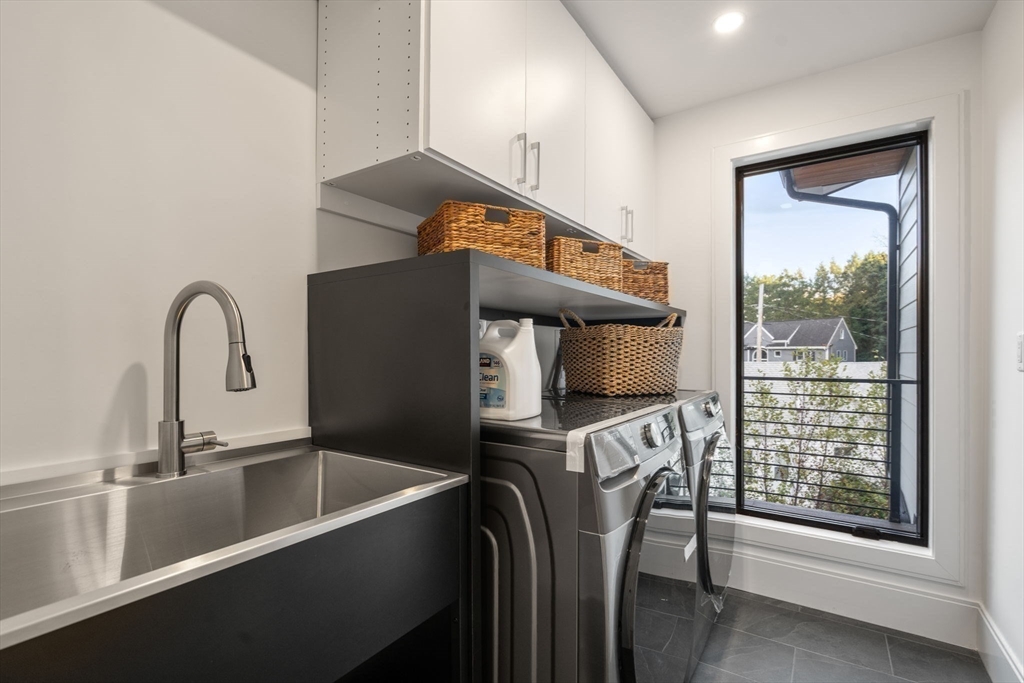 12 Antonellis Cir