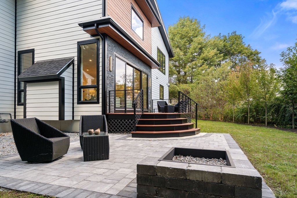12 Antonellis Cir
