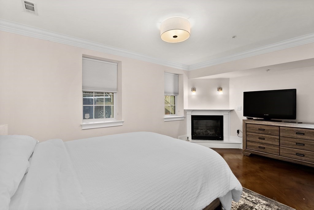 96 Dix Street # 1