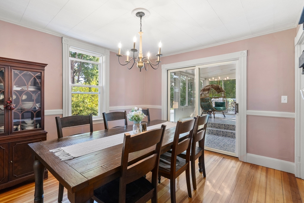 76 Allen St # 1