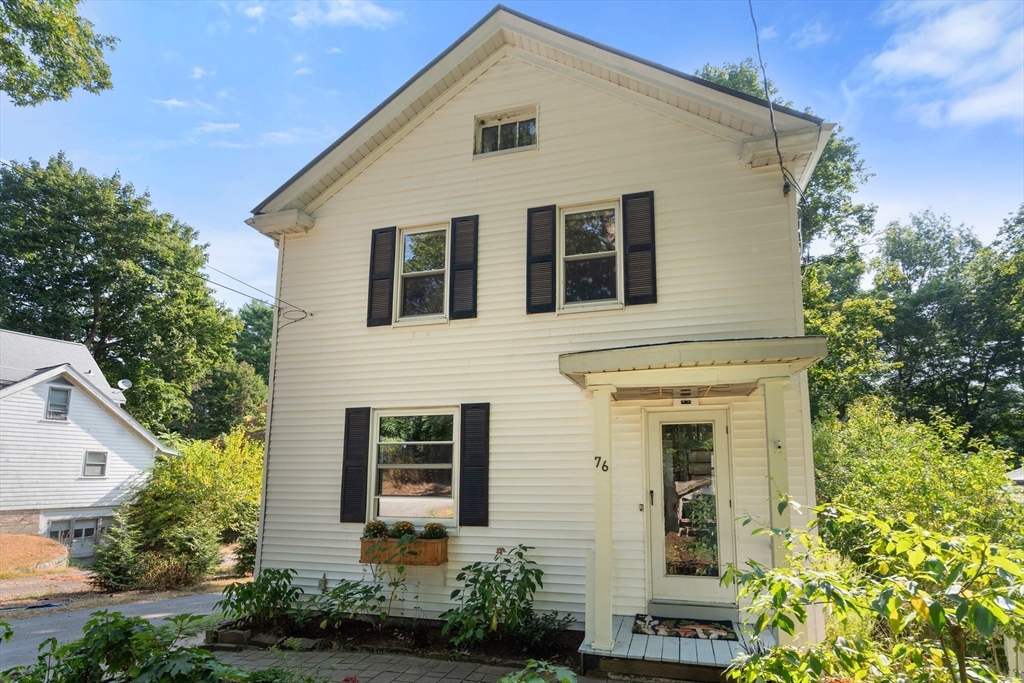 76 Allen St # 1