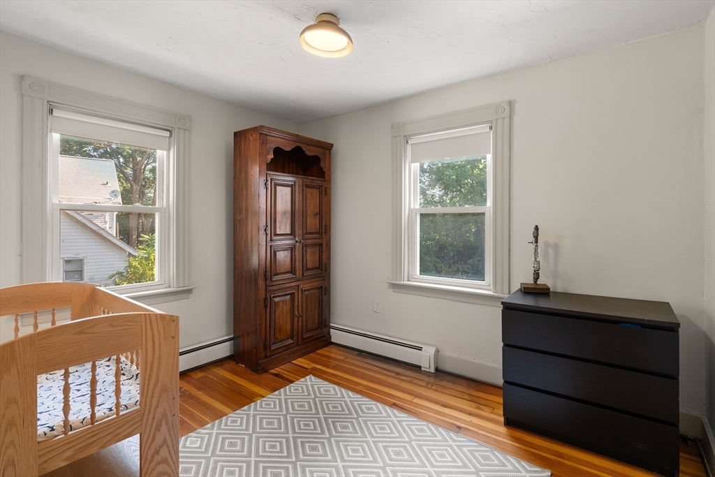76 Allen St # 1