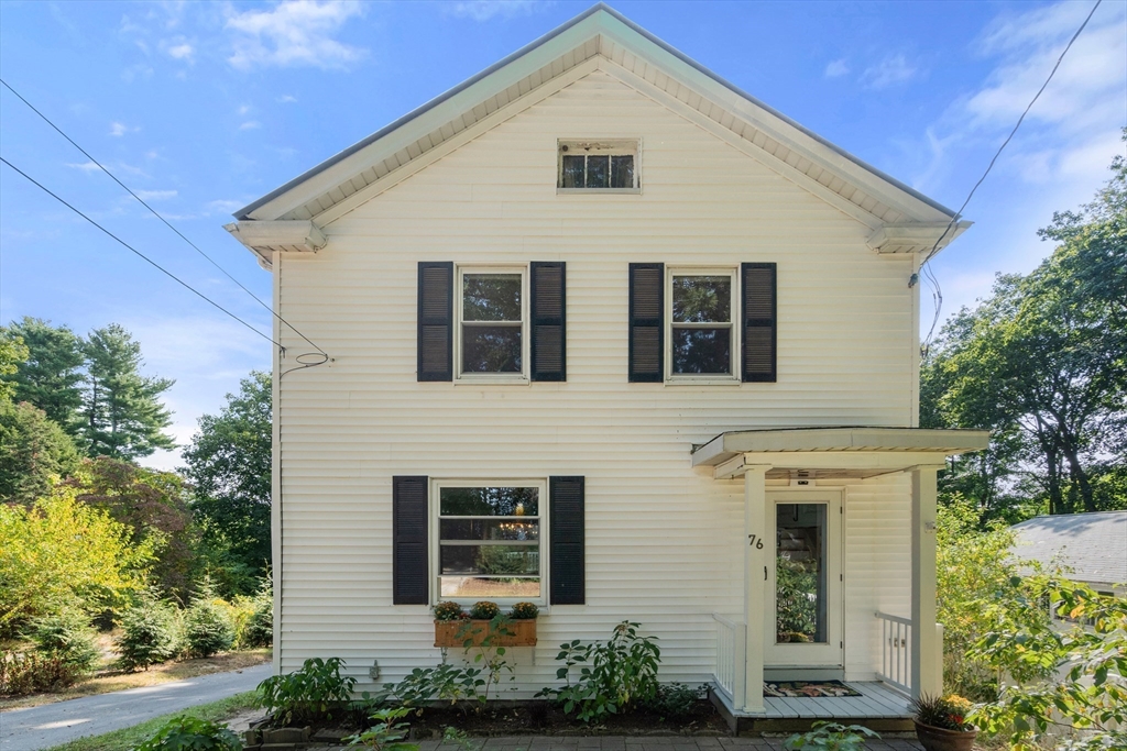 76 Allen St # 1
