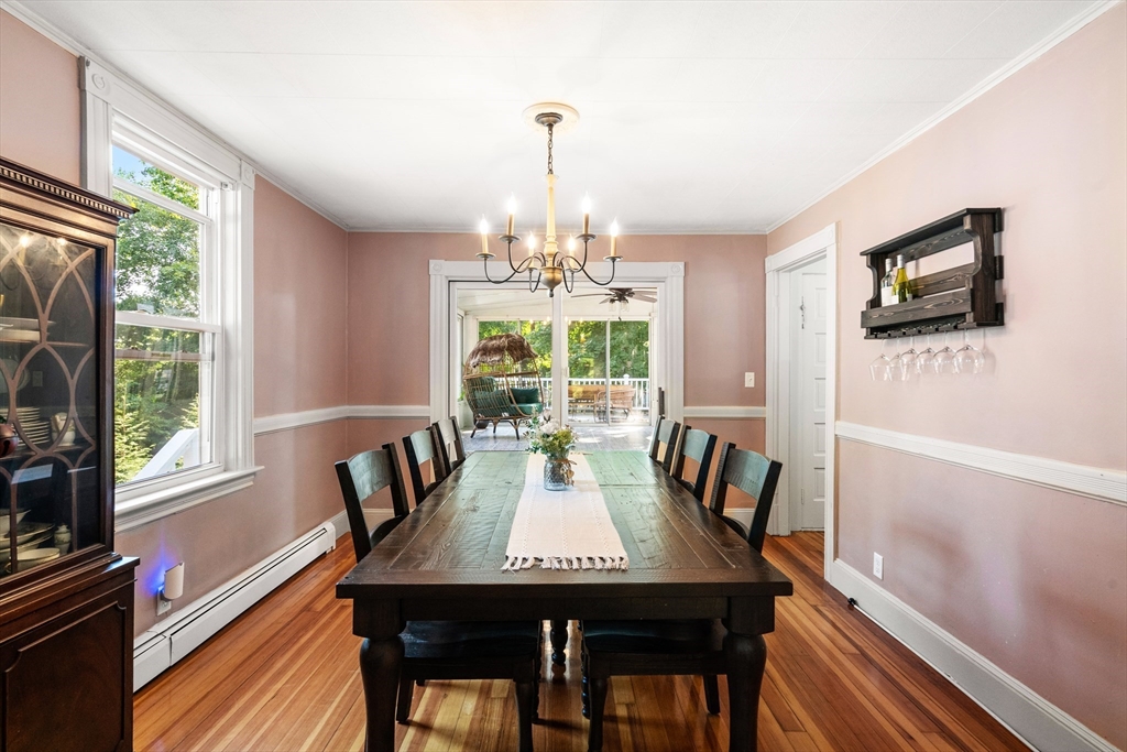 76 Allen St # 1