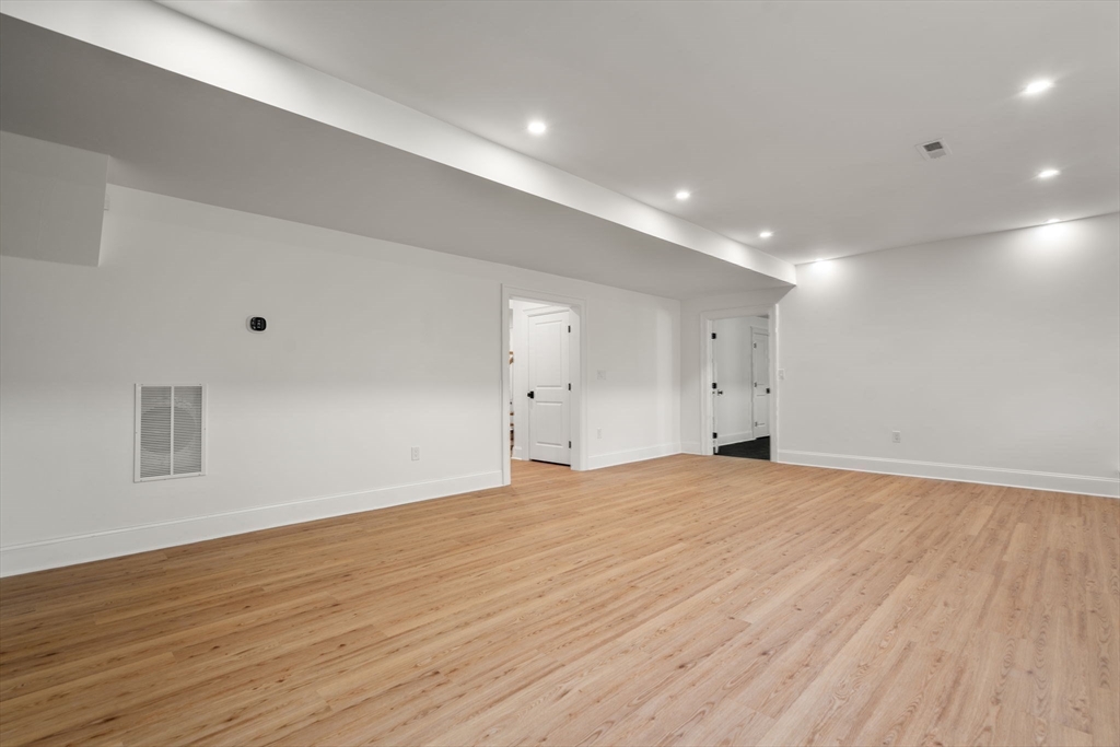 218 Schoolmaster Lane