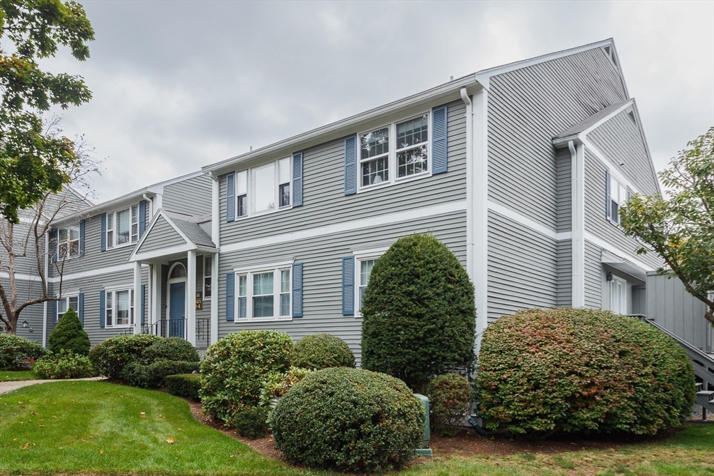 34 Washington Green # 6