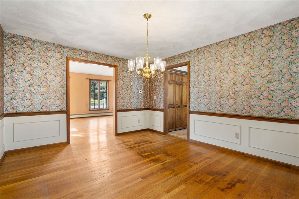 14 Oriole Road