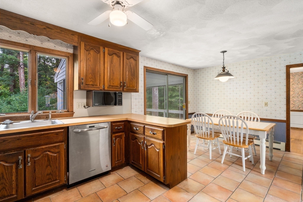 14 Oriole Road