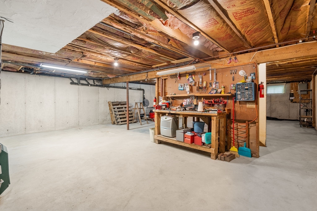 14 Oriole Road