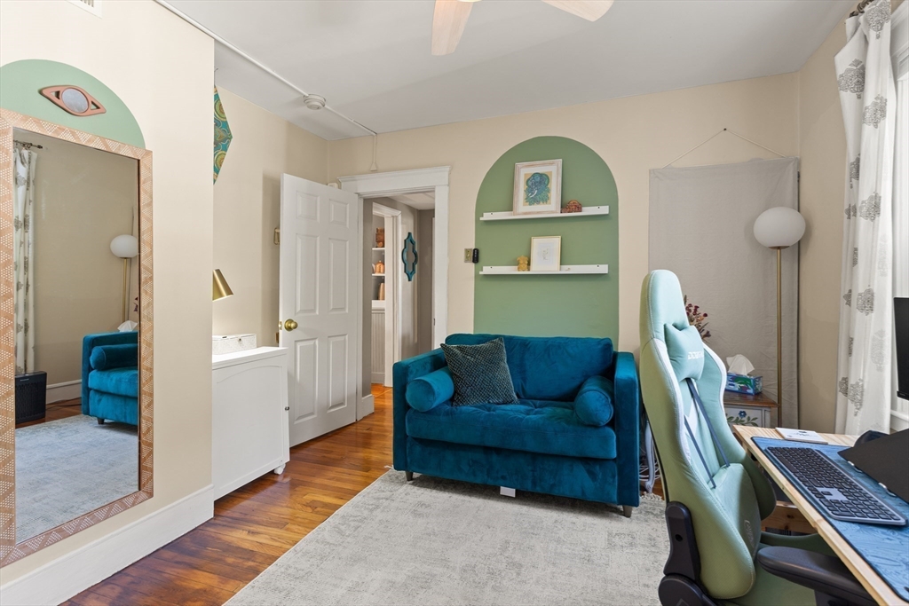 17 Dalrymple Street # 2