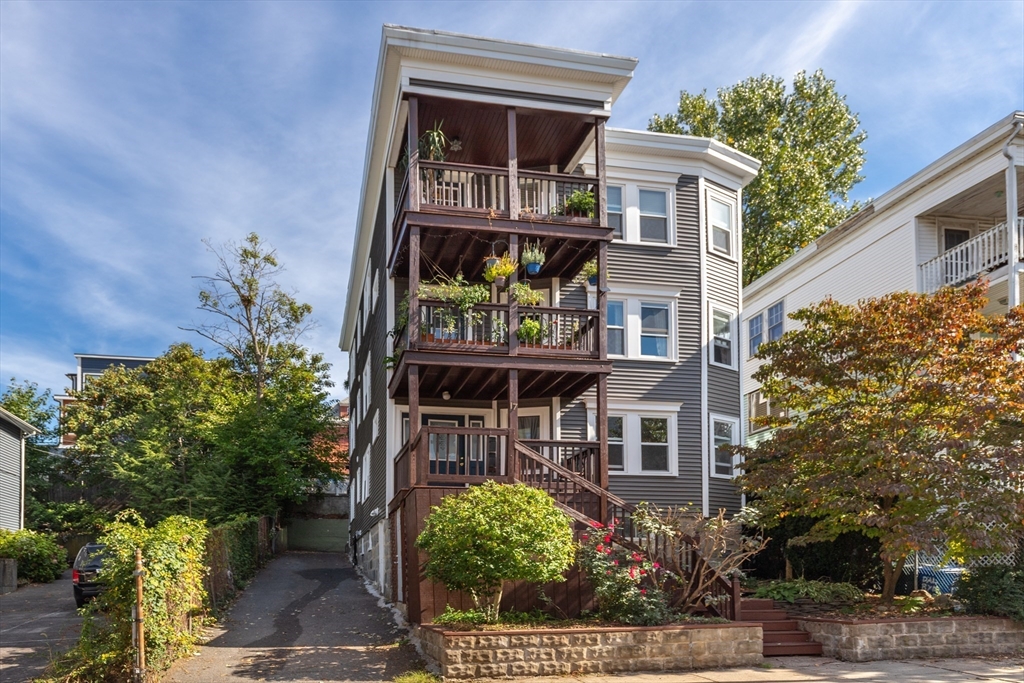 17 Dalrymple Street # 2