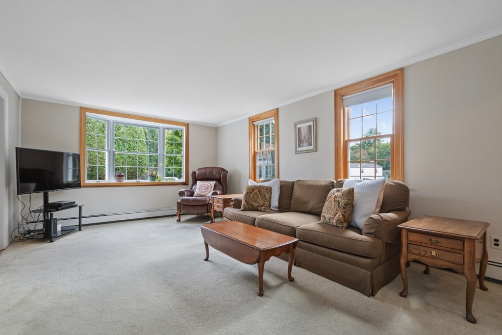 41 Wessex Dr
