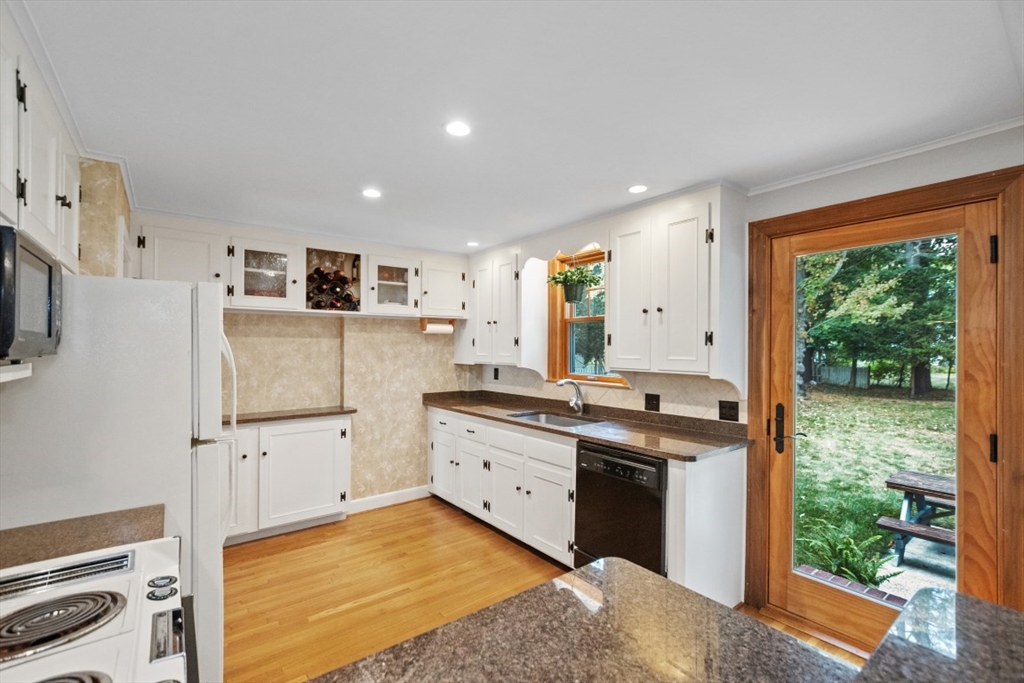 41 Wessex Dr