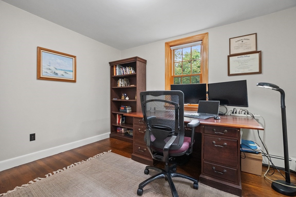 41 Wessex Dr