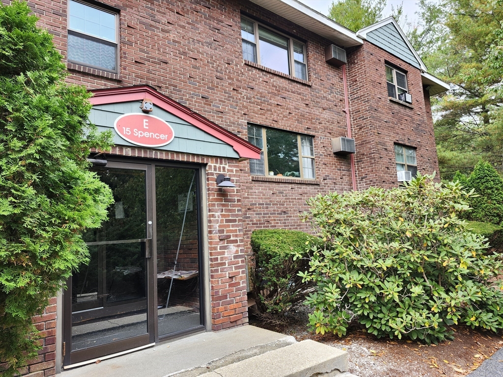 15 Spencer Rd # 20E