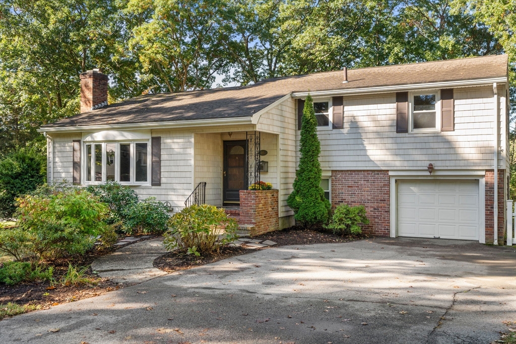 16 Bonney Ln