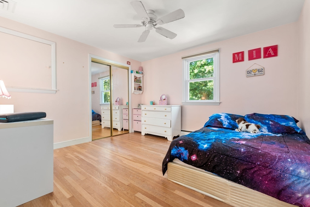 16 Bonney Ln
