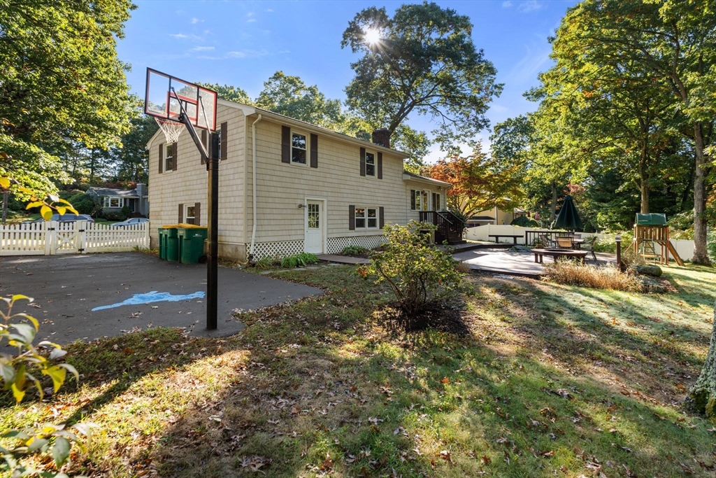 16 Bonney Ln