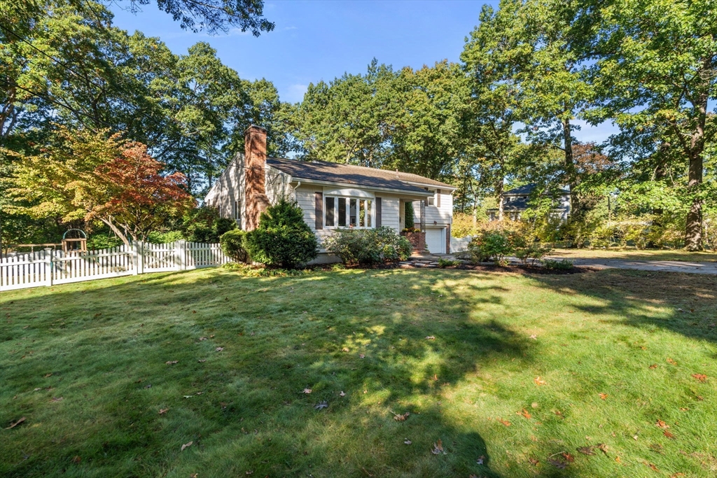 16 Bonney Ln