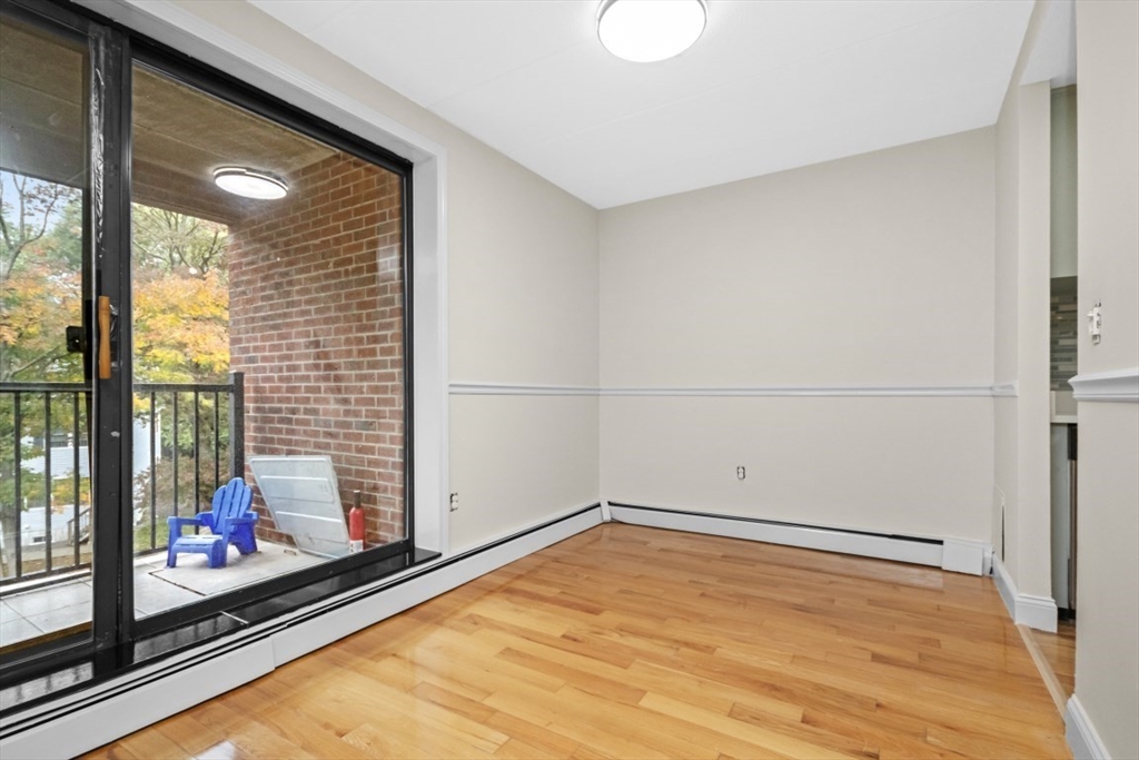 271 Lake St # 6