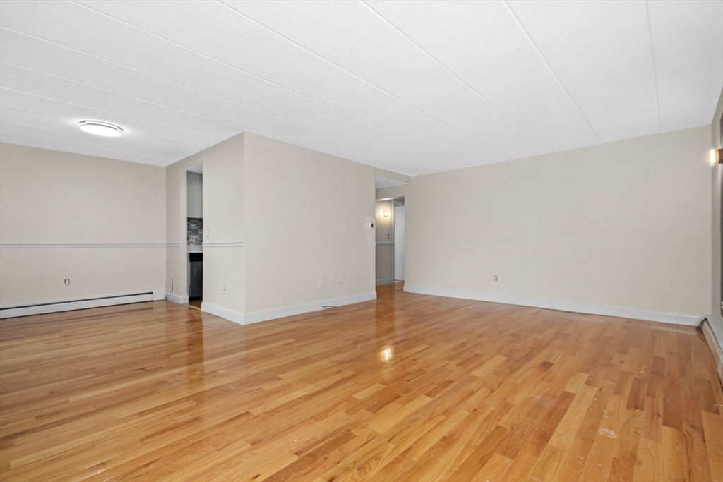 271 Lake St # 6