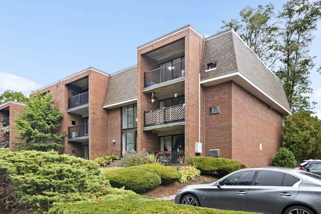 271 Lake St # 6