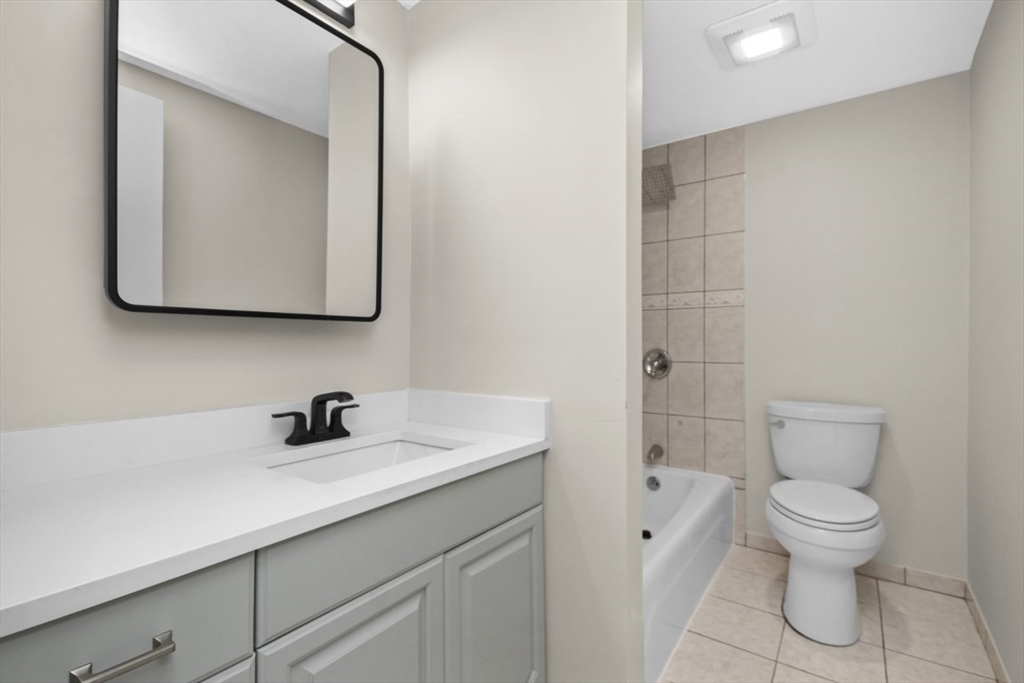 271 Lake St # 6