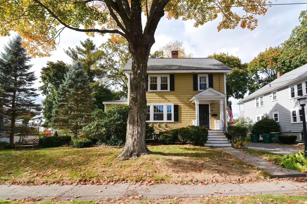 8 Charles St