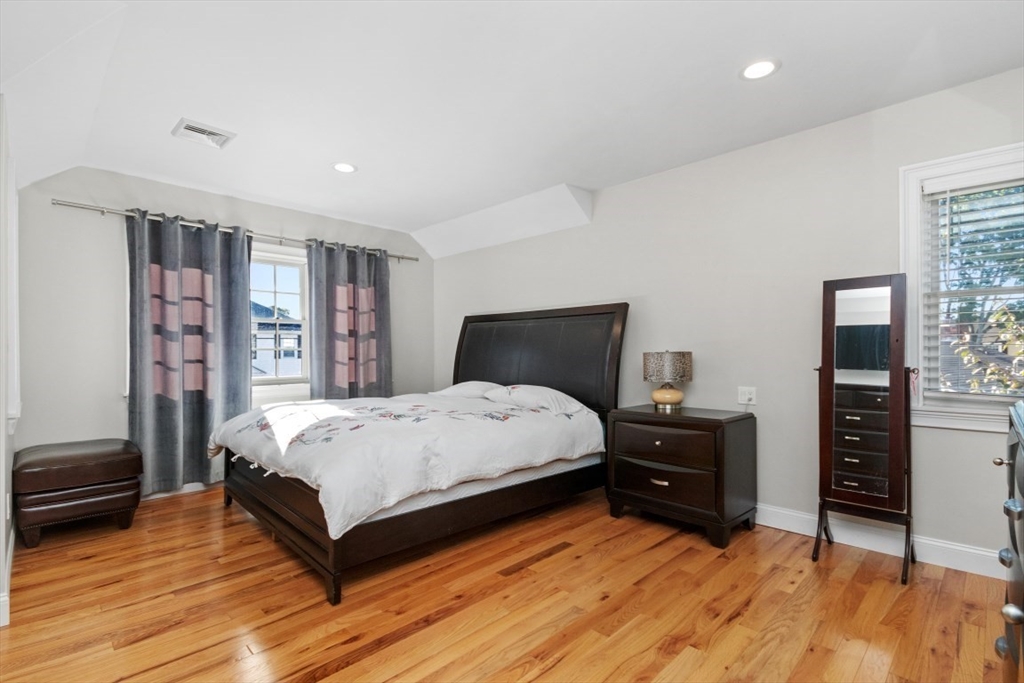 43 Stedman St