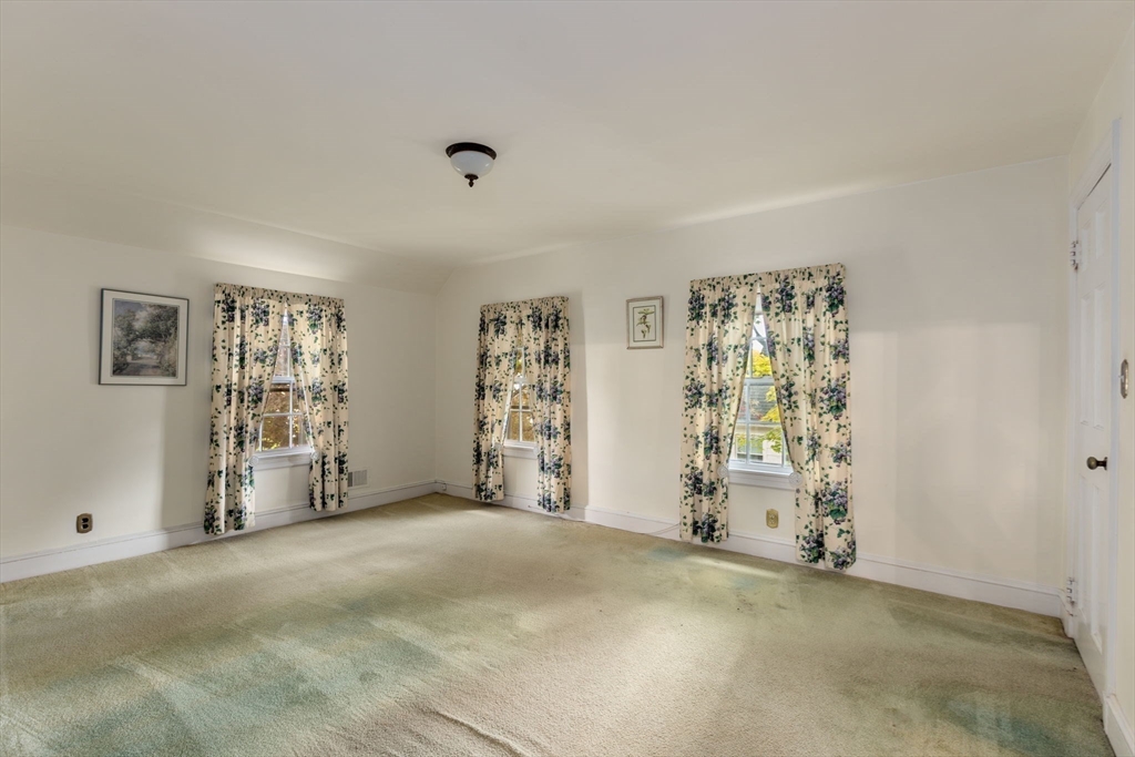 31 Lasell St