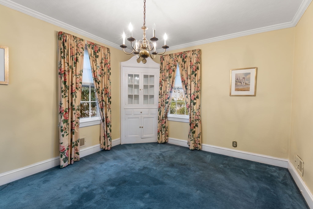 31 Lasell St