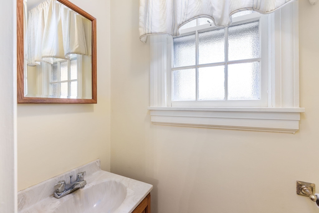31 Lasell St