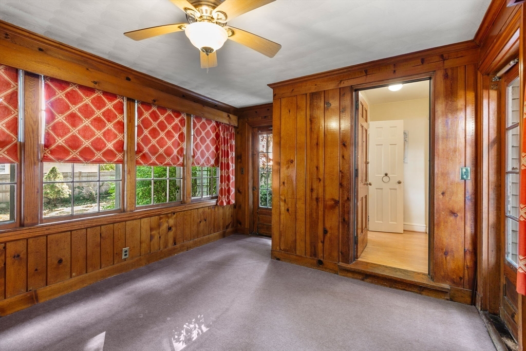 31 Lasell St