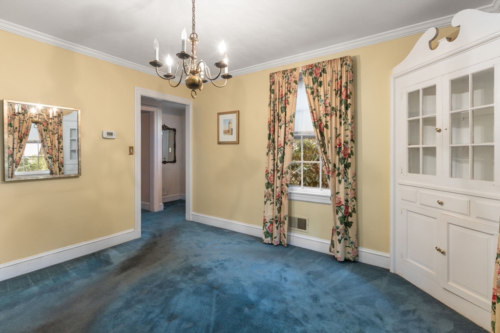31 Lasell St