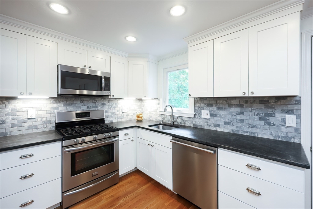 118 Albemarle Rd