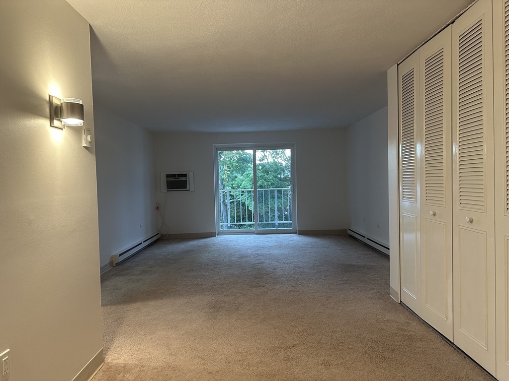 26 Greentree Ln # 31