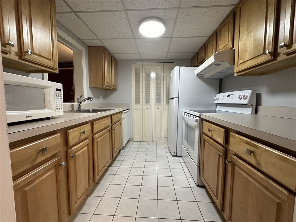 26 Greentree Ln # 31