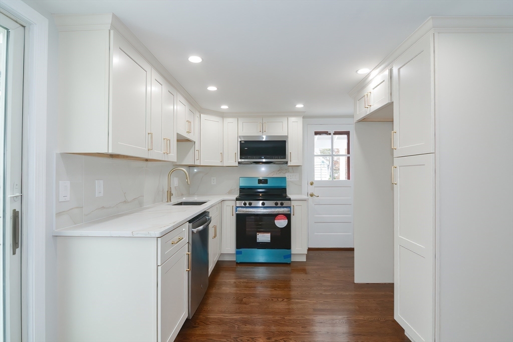 201 Sunnyside Rd