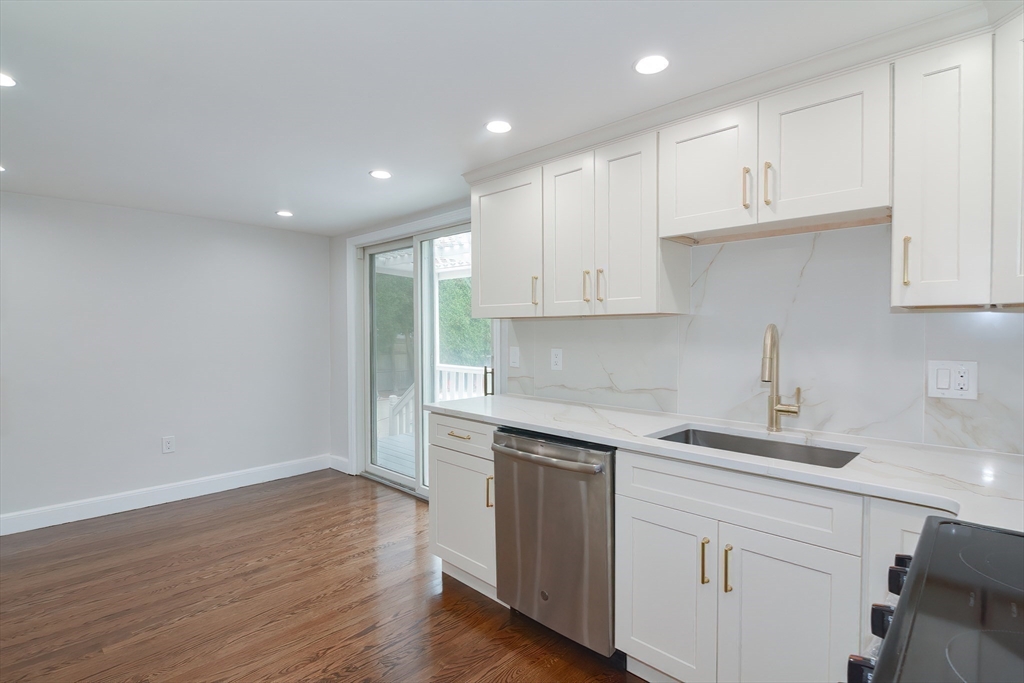201 Sunnyside Rd