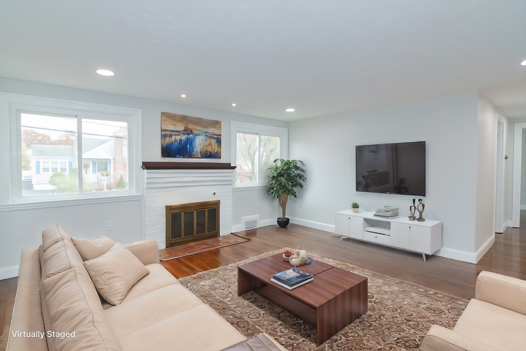 201 Sunnyside Rd