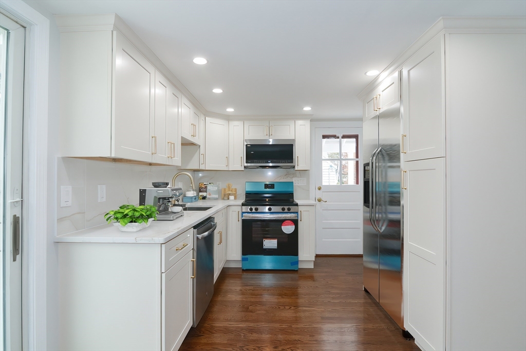 201 Sunnyside Rd