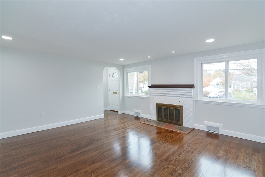 201 Sunnyside Rd