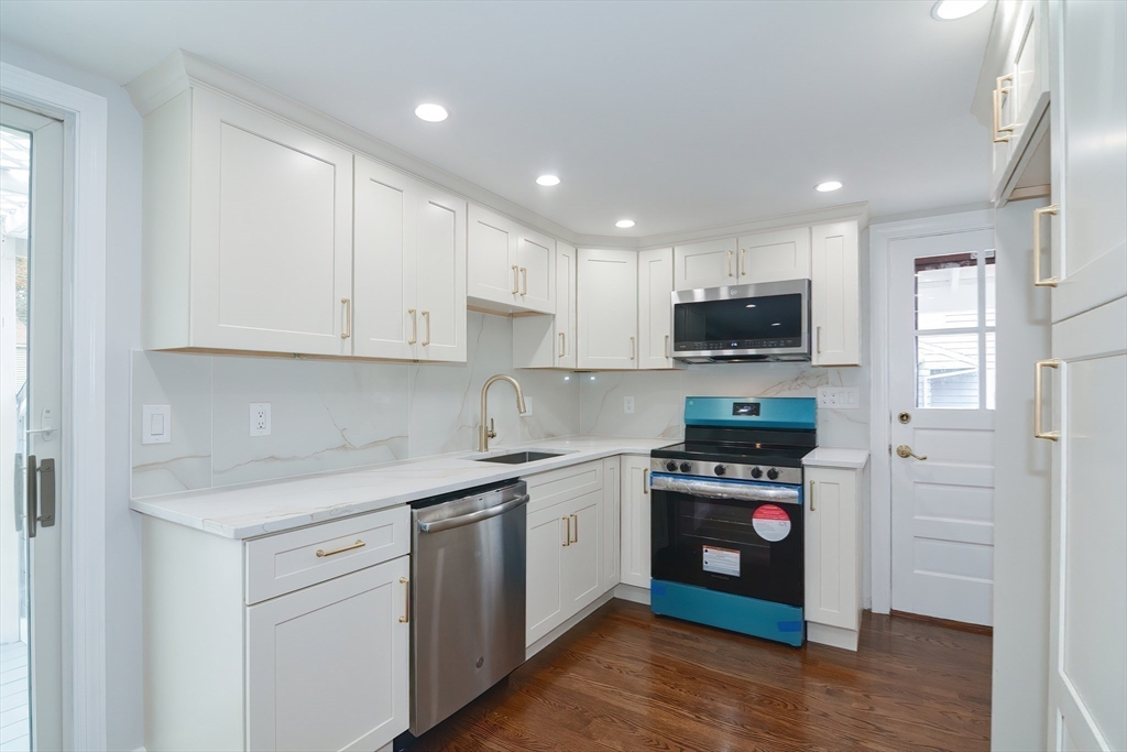 201 Sunnyside Rd